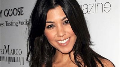 كورتني كارداشيان على متن يخت سياحي بالغردقة