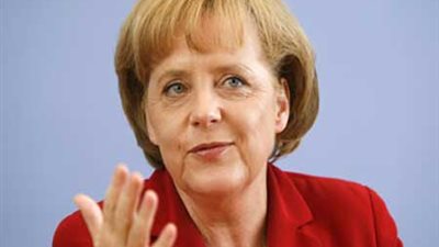 رئيس بنك مصر يطير إلى ألمانيا لحضور قمة مرسى وميركل ..غداً