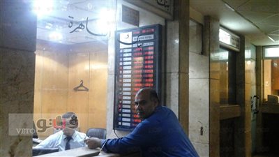 الدولار يسجل 16 جنيها ببنوك مطار القاهرة