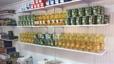 ناصر عثمان: تجار العبور يتكبدون خسائر تخزين السلع بعد تراجع الدولار