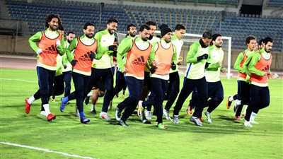 المقاصة يؤدي مرانه الأساسى استعدادا لمواجهة الأهلي (صور)