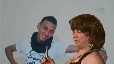 شاهد.. ما حدث لشاب طلب وضع يده في صورة على كتف هيفاء وهبي