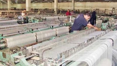 «تسوية ديون» شركات الغزل والنسيج تشير إلى حل أزمات القطاع
