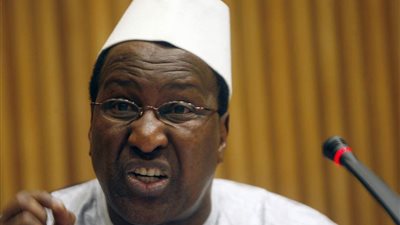 رئيس لجنة حكماء أفريقيا يغادر القاهرة