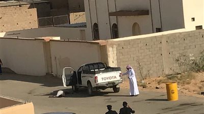 بالصور.. مقتل شاب سعودي أمام منزله بطلقات نارية