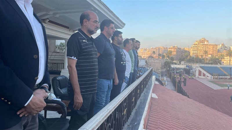 روي فيتوريا وجهازه