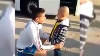 «جيمس» و«فالكاو» يحققان حلم طفل مريض بالسرطان