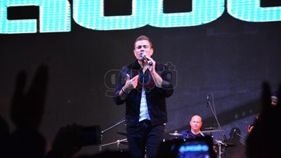 عمرو دياب يختتم حفل كايرو فيستيفال بـ«الفرحة الليلة» (صور)