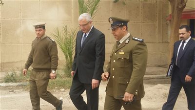 بالفيديو والصور.. لجنة حقوق الإنسان تتفقد إدارة مرور قنا