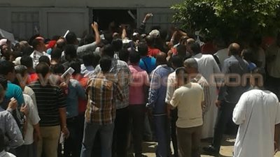 إقبال على سحب كراسات شروط الإسكان الاجتماعى من مكاتب البريد