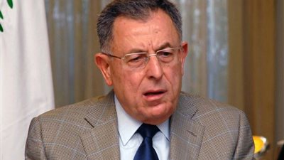 السنيورة: كل طرف يسعى إلى تثبيت موقعه في الحكومة الجديدة بلبنان