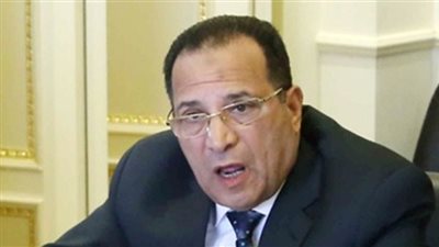 محمد أبو هميلة يطالب بتحصيل الضرائب من الممثلين لضبط الموازنة