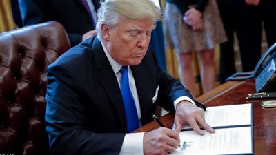 عضو بالشيوخ الأمريكي يدعو ترامب لمعاقبة روسيا