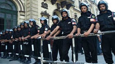 إغلاق الشوارع المؤدية لمقر 