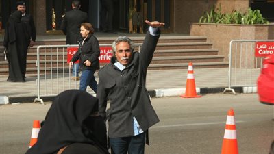 مرشح محتمل للرئاسة يؤدى «تحية هتلر» أمام الوطنية للانتخابات.. (صور)