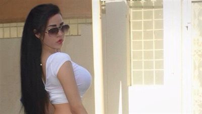 بالصور.. جمال عارضة أزياء بحرينية يجذب 400 ألف متابع على «إنستجرام»