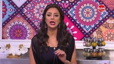 بالفيديو.. أكثر من وصفة طبيعية لتحضير شامبو الشعر في البيت