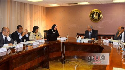 قابيل: نراجع الصياغة النهائية لاستراتيجية تنمية المشروعات المتوسطة والصغيرة