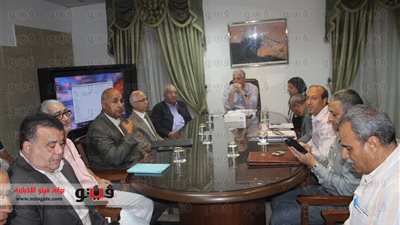 بالصور.. محافظ جنوب سيناء يراجع تهذيب هضبة أم السيد وخطة لمواجهة الزلازل