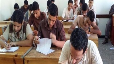 بالأسماء.. أوائل الشهادة الإعدادية في المنيا