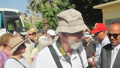 وصول 3 آلاف سائح إلى مطار القاهرة خلال 24 ساعة