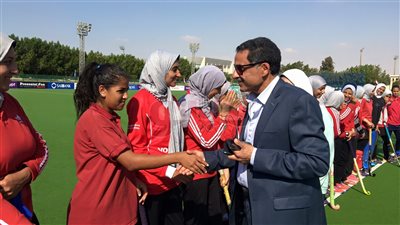 مدير أمن الإسماعيلية لمنتخب الهوكي: مش عاوز البطولة تطلع من مصر