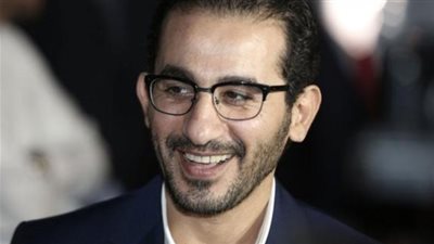 منافسة شرسة بين نجوم السينما في عيد الأضحى.. أحمد حلمي يعود بـ«ألماظ حر».. محمد رمضان ينافس بـ«جواب اعتقال».. أحمد فهمي وأكرم حسني يقدمان «كلب بلدي».. ومحمد سعد يشارك في 