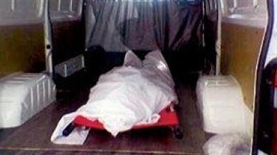 مصرع عامل بسبب 