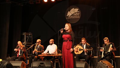 بالصور.. تهاني محمد على تتألق في سهرة غنائية بساقية الصاوى