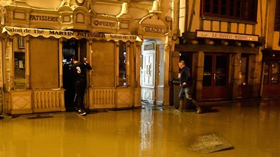 فيضانات تضرب مدينة مورليه الفرنسية (صور)