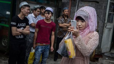 بالصور.. بريطانيا تستعد لـ«عيد الفطر» بعد الخروج من الاتحاد الأوروبي