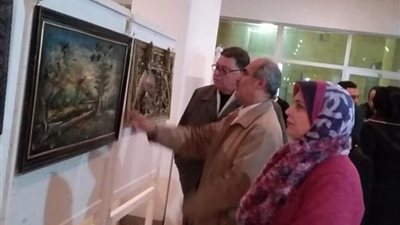 افتتاح معرض للفن التشكيلي لعادل العراقي بقصر ثقافة دمياط (صور)