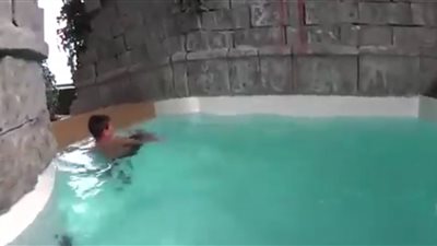 5 ملايين مشاهدة لحمام سباحة يثير إعجاب نشطاء التواصل (فيديو)