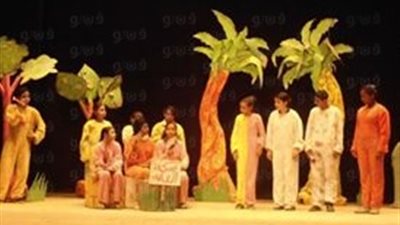 بالصور.. «عناب الأرنب الكداب» على مسرح قصر ثقافة أسوان