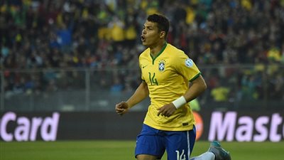 «سيلفا» يهدي فوز البرازيل على فنزويلا إلى «نيمار»