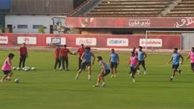 21 لاعبا في مران الأهلي استعدادا لمواجهة المصري