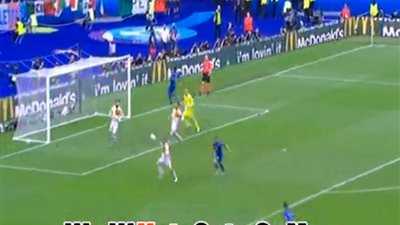 بالفيديو.. «بوفون» ينقذ مرمى إيطاليا من التعادل أمام إسبانيا
