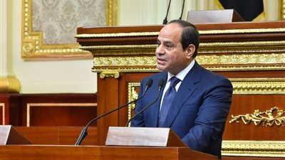 نشاط مكثف بأول أيام السيسي في الولاية الثانية...الرئيس يكلف الحكومة.. يبحث تعزيز العلاقات مع رئيس مخابرات السودان.. ويعتمد حركة ترقيات أعضاء السلك الدبلوماسي والقنصلي