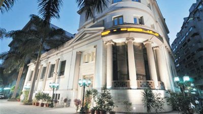 تداولات البورصة تتخطى حاجز نصف المليار جنيه اليوم