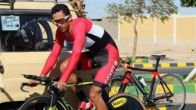 وصول جثمان لاعب منتخب الدراجات لمطار القاهرة