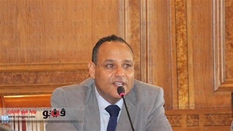 الدكتور محمود صقر