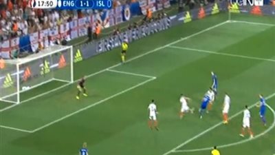 بالفيديو.. أيسلندا تتقدم بثنائية على إنجلترا في الشوط الأول