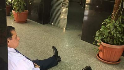 اعتصام للتحايل على قواعد تسجيل الدراسات العليا بإعلام القاهرة «تقرير»