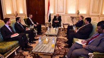 السفيرالبريطاني يعتذر للرئيس اليمني عن تقرير الـ«BBC»