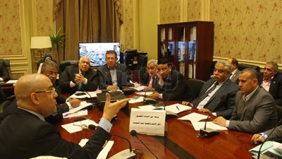 وزارة الإسكان تقترح فتح باب التسجيل العقارى مجانا لمدة عام