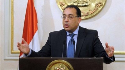 وزير الإسكان يُعنف شركات المقاولات المنفذة لمشروعات العلمين الجديدة