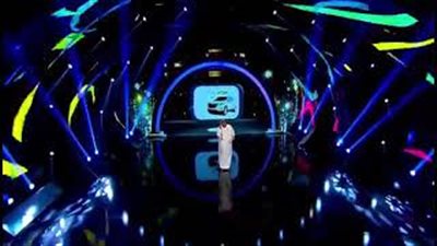 رد فعل شاب فاز بسيارة في أحد برامج المسابقات (فيديو)