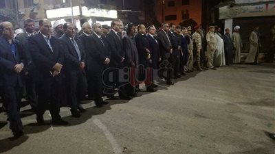 بالفيديو.. جنازة عسكرية مهيبة لشهيد سوهاج في عملية الواحات