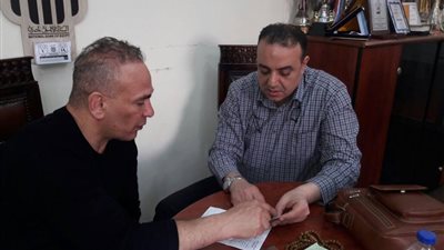 إبراهيم حسن يزور نادي الشمس لتهنئة أبو زيد بالرئاسة (صور)