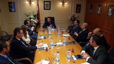 وزير قطاع الأعمال يلتقي مجلس إدارة الشركة القابضة للصناعات المعدنية